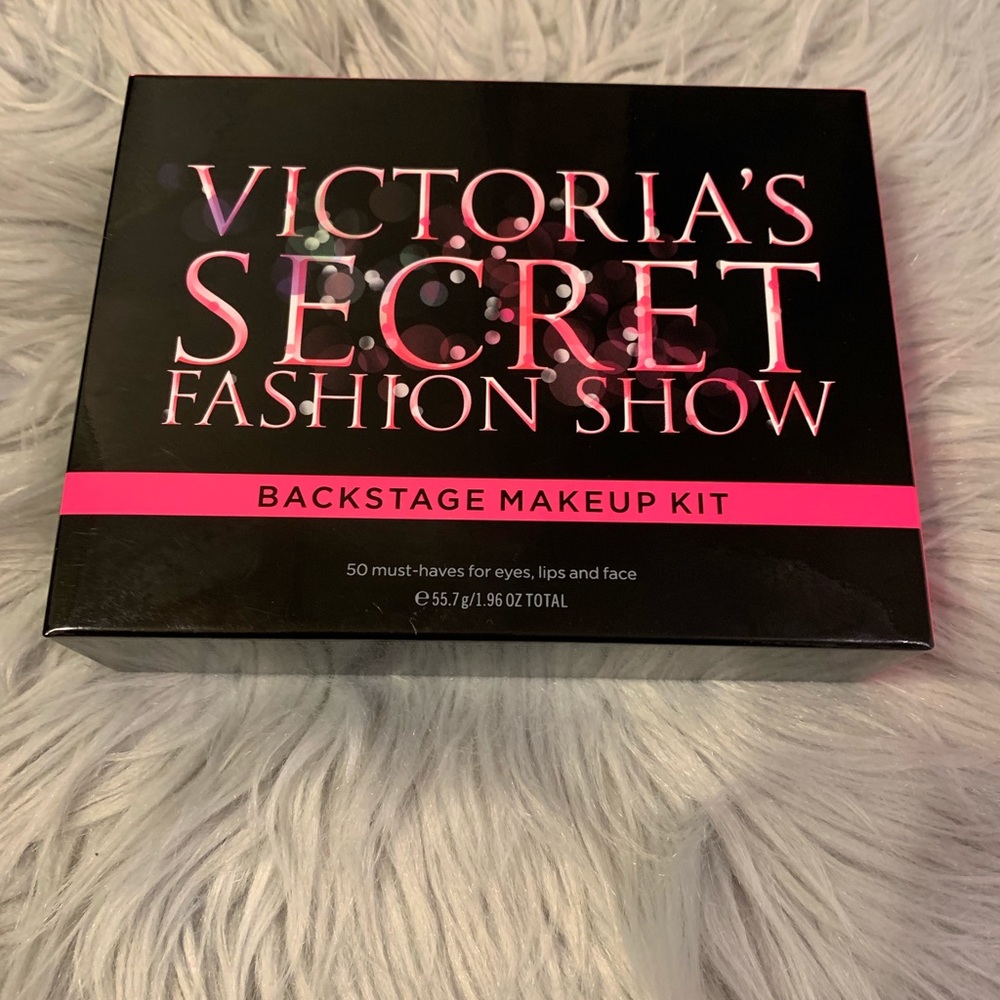 Victoria’s Secret makeup kit